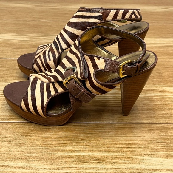 Women’s Open Toe Platform Cow Leather Shoe Zebra Print Fur Size 8 Nine West Heel - Picture 1 of 10